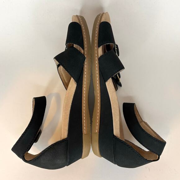 Dansko Women’s 7 / 37 Astrid Comfort Sandal Low Wedge Black Leather Strappy - Picture 8 of 10